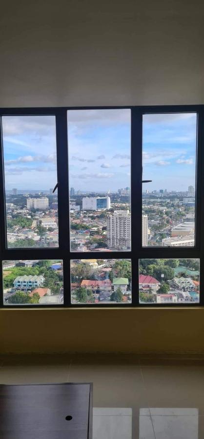 Congressional Town Center Aparthotel Manila Exteriör bild